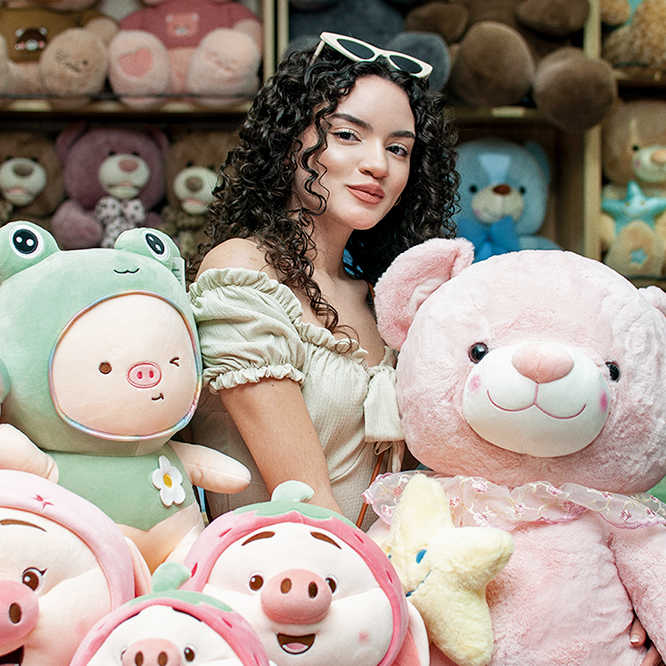 Warm congratulations - the grand opening of the new store in Bolivarian Republic of Venezuela!